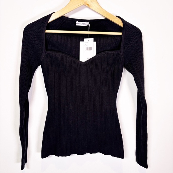 NWT Anna Quan Chanel Top - Picture 2 of 9